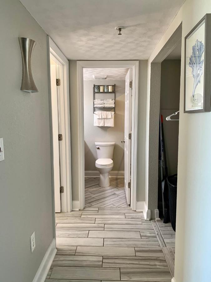 Апартаменты 210 Sea Gem Oceanfront Pet Friendly Indoor Pools Миртл-Бич Экстерьер фото