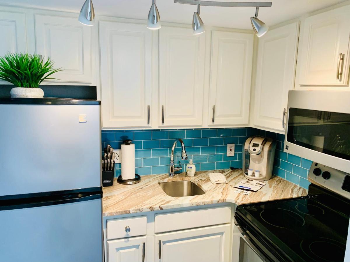 Апартаменты 210 Sea Gem Oceanfront Pet Friendly Indoor Pools Миртл-Бич Экстерьер фото