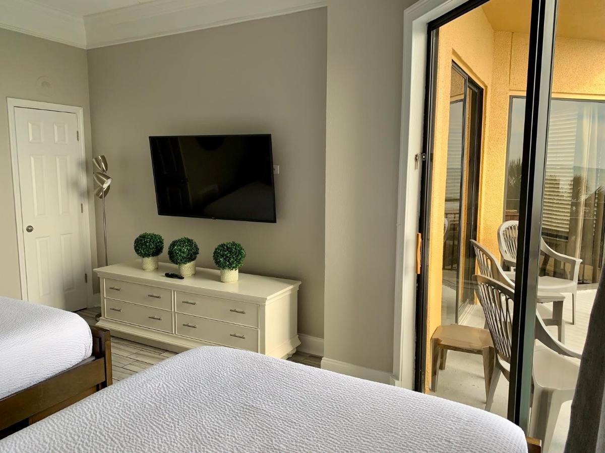 Апартаменты 210 Sea Gem Oceanfront Pet Friendly Indoor Pools Миртл-Бич Экстерьер фото